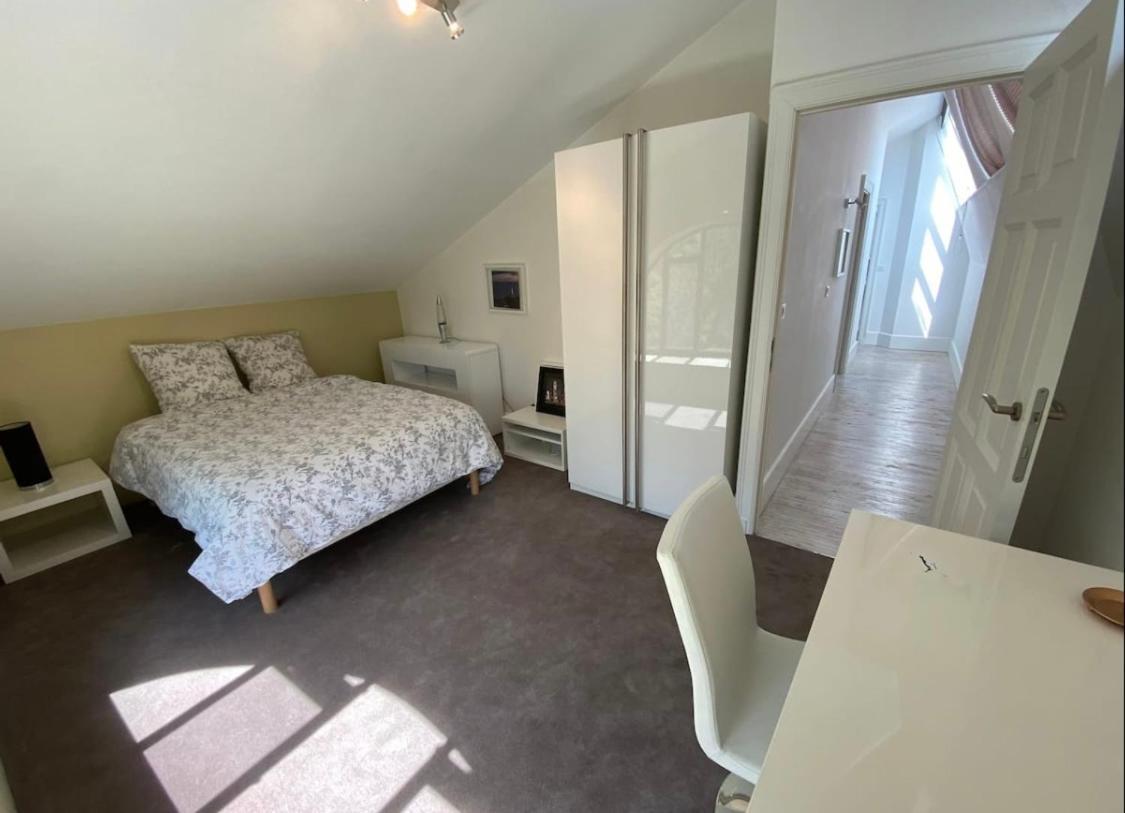 Apartamento Le Jacuzzi De Marie Ll Tourcoing Exterior foto